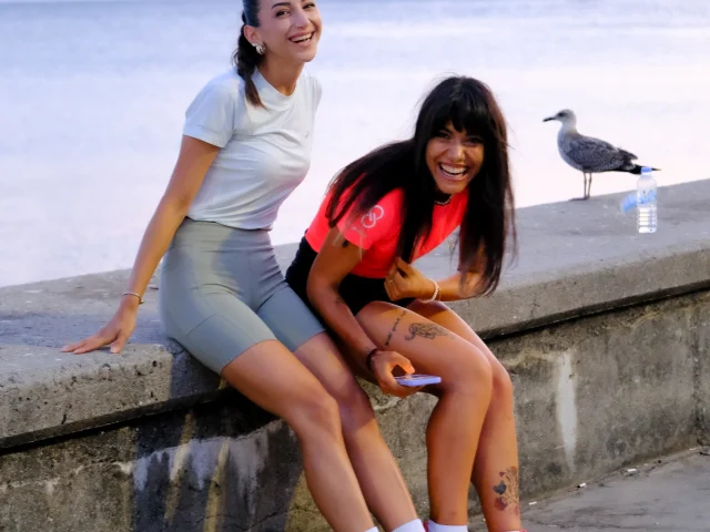 Her Salı 20:15 - Caddebostan Sahil